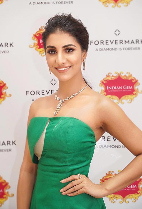 Rukmini Maitra hot photos