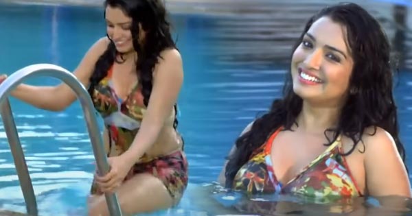 Amrapali Dubey hot scene in swimsuit - Bhojpuri actress raising the temperature in pool.