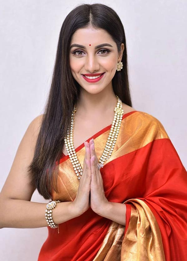 Rukmini Maitra hot photos