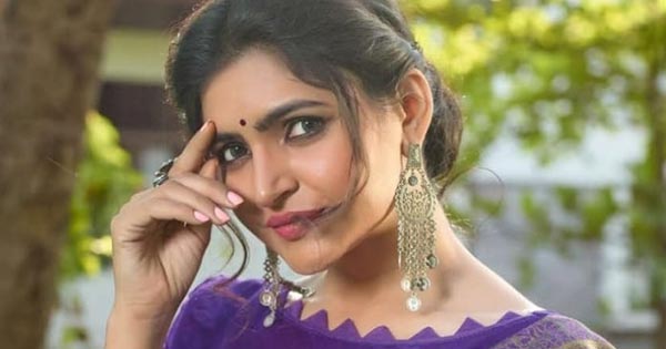 11 beautiful photos of Ruchi Tiwari – wiki bio, tv shows, Instagram.