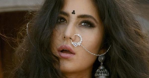 10 hot Bollywood actresses with nose ring – part 2.