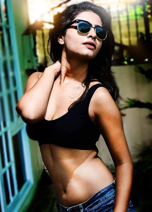 Bhoomika Vasishth hot splitsvilla