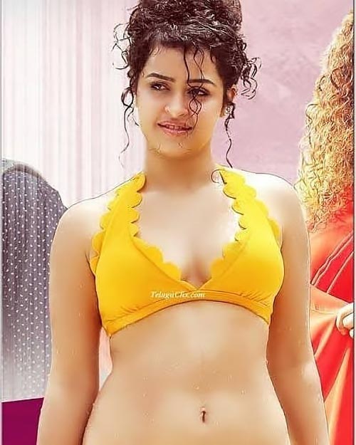 Apsara Rani lingerie dangerous thriller actress