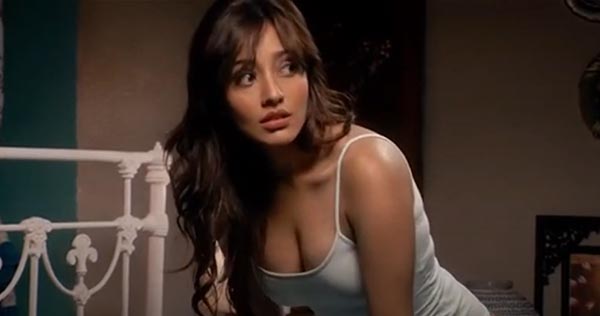 neha sharma hot scene cleavage thighs jayantabhai