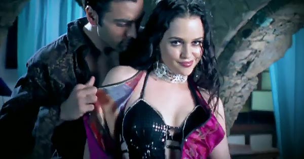 Mera Pehla Pehla Pyaar (MP3) movie actress Hazel Crowney – all hot videos.