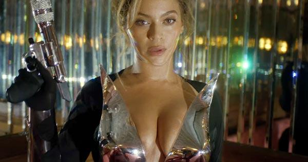 15 hot GIFs of Beyonce.