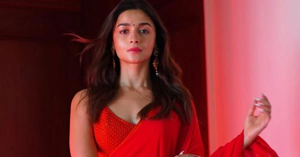 Alia Bhatt’s red hot avatar in saree with backless blouse – see viral photos and videos.