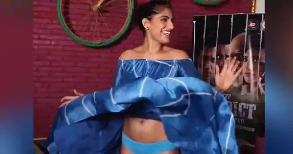 Kubbra Sait accidentally flaunts her underwear in public – wardrobe malfunction video.