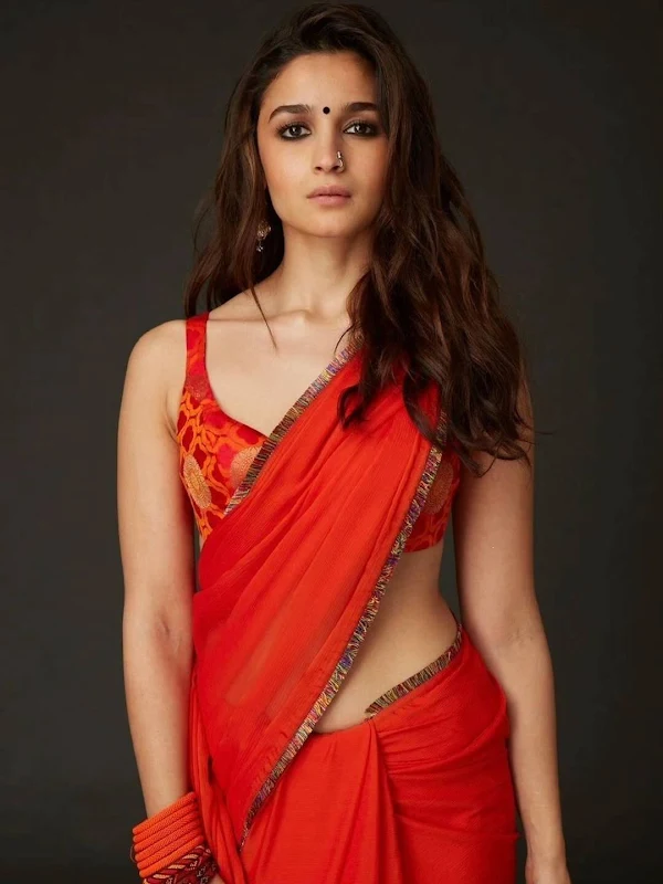 alia bhatt sree sleeveless blouse bollywood hot 2023