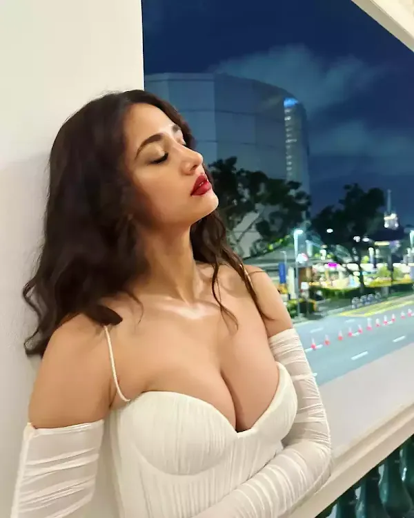 disha patani cleavage white dress busty indian