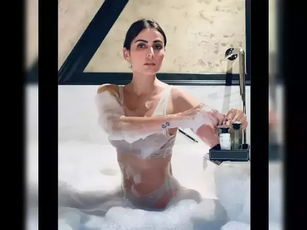 mandana karimi bikini bathtub bold photoshoot