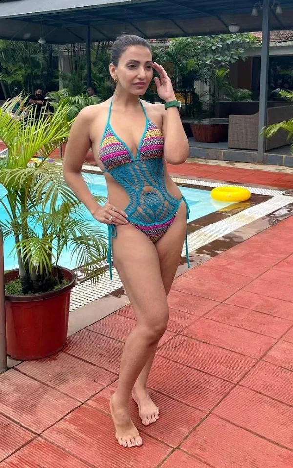 navina bole swimsuit bikini sexy body legs