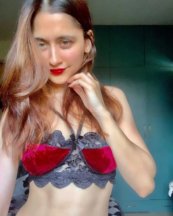 sanjeeda shaikh lacy bra red lips indian tv actress