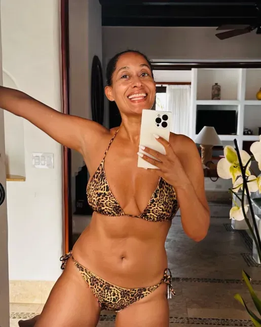 tracee ellis ross bikini selfie sexy body