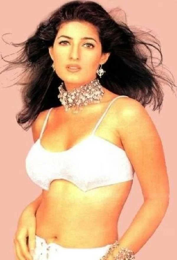 twinkle khanna sexy body s bollywood actress