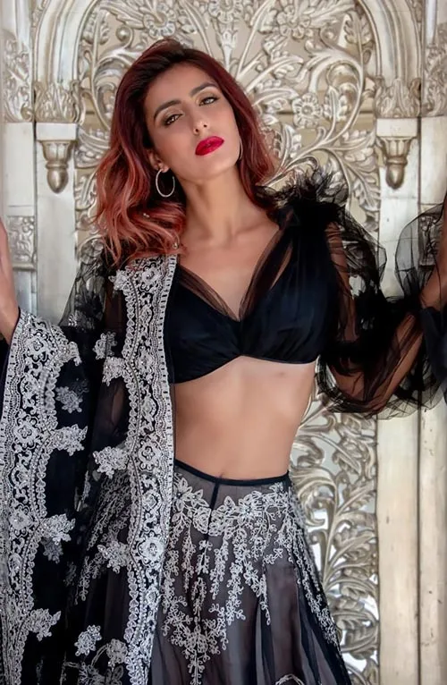 Anuki Tchokhonelidze navel hot splitsvilla winner