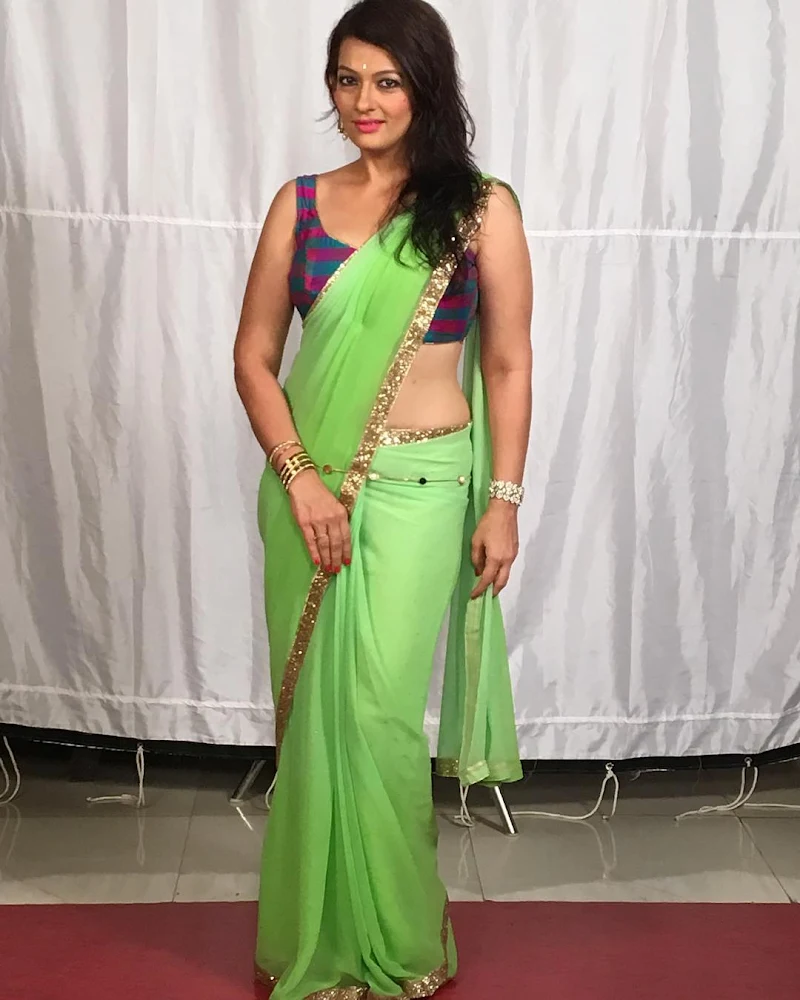 Falguni Rajani gulfam kali hot saree