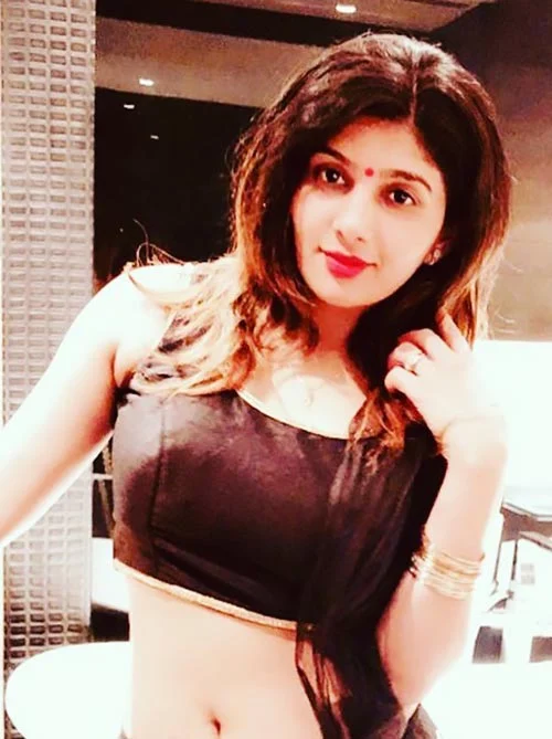 Isha Chhabra navel hot actress mastram bua