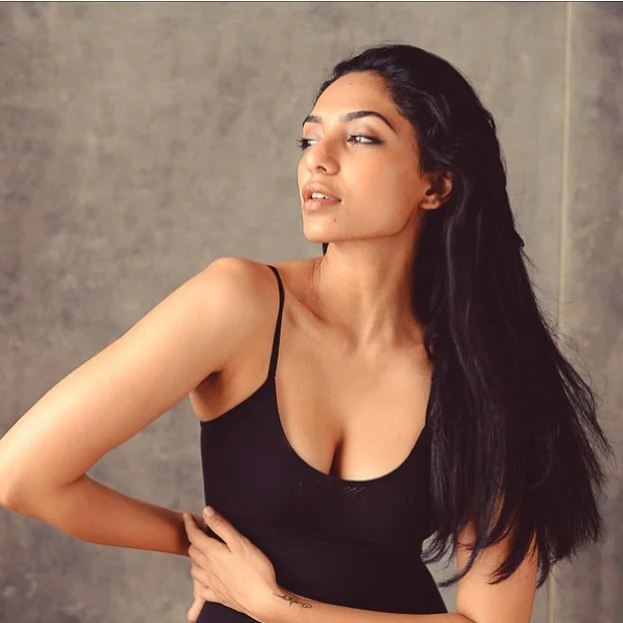 Sobhita Dhulipala hot actress