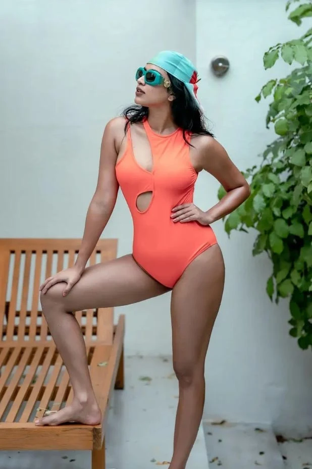 Amala Paul bikini hot actress bholaa aadai pitta kathalu