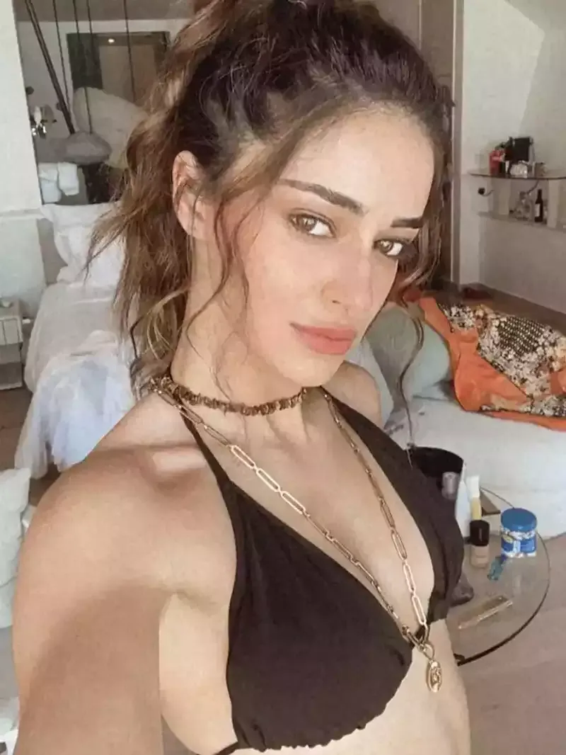 ananya panday bikini selfie hot indian actress