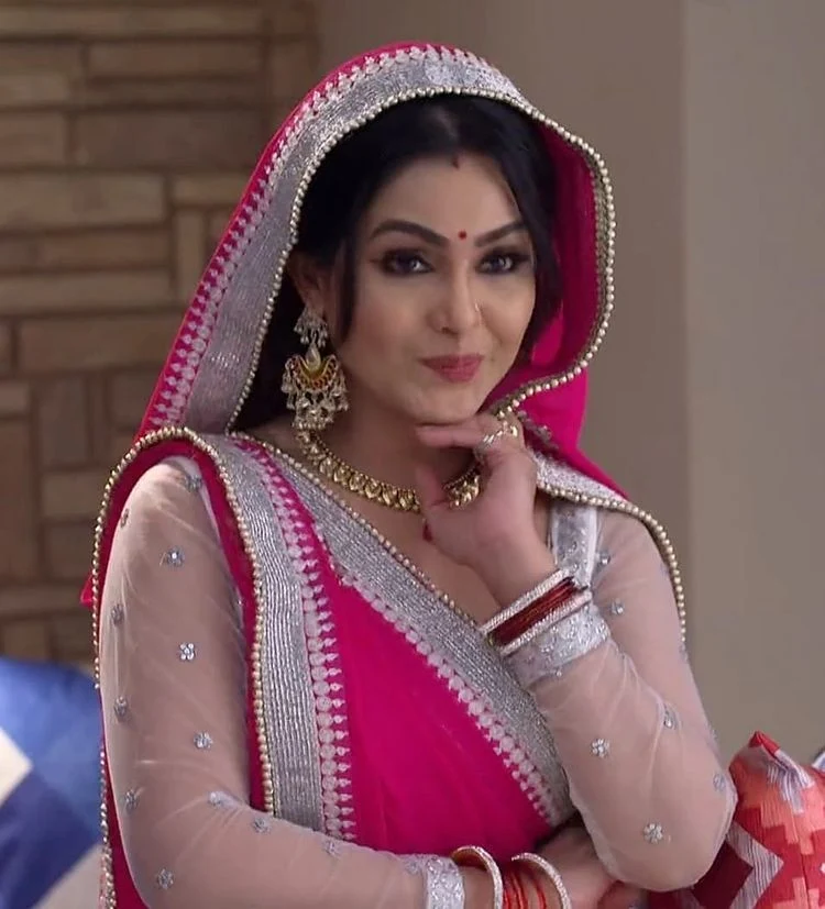 Angoori Bhabhi Shubhangi Atre popular indian tv characters