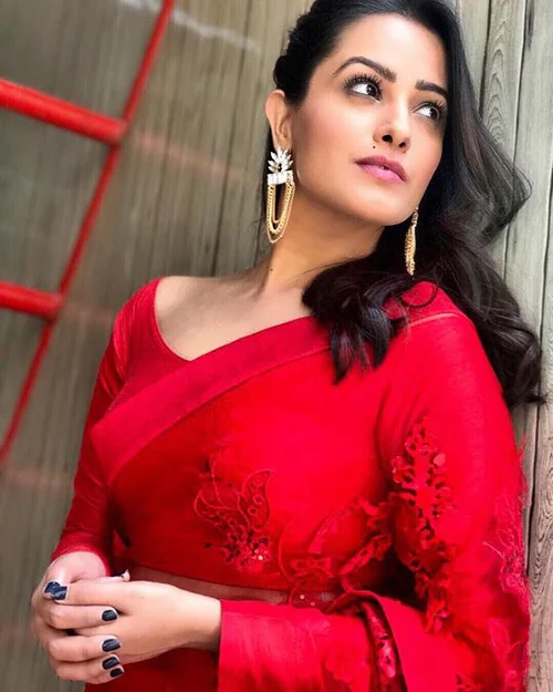 anita hassanandani saree hot indian tv actress