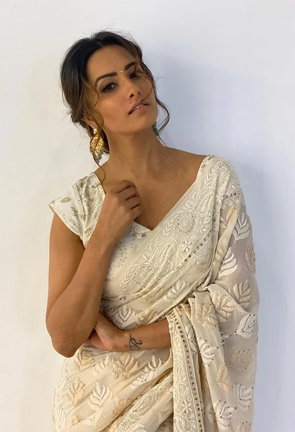 anita hassanandani saree hot indian tv actress