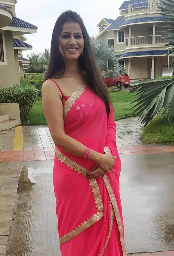 Aruna Giri saree actress india alert