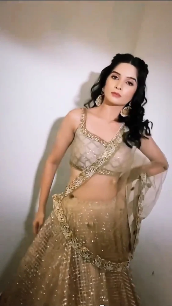 Bhavika Sharma saree hot indian tv actress