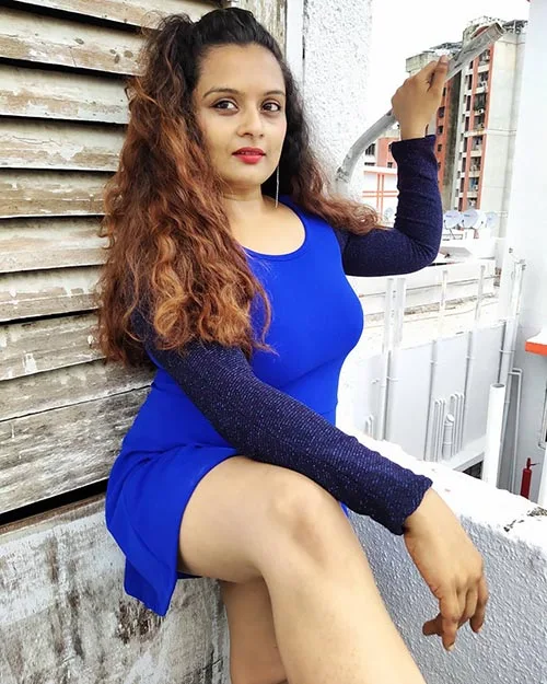 dhruvee haldankar hot actress