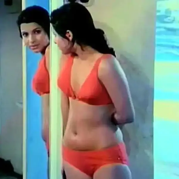 dimple kapadia bikini 70s 80s 90s bollywood actress