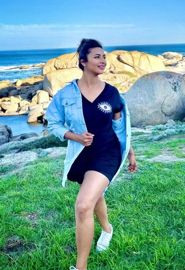 divyanka tripathi sexy legs short dress indian tv actress