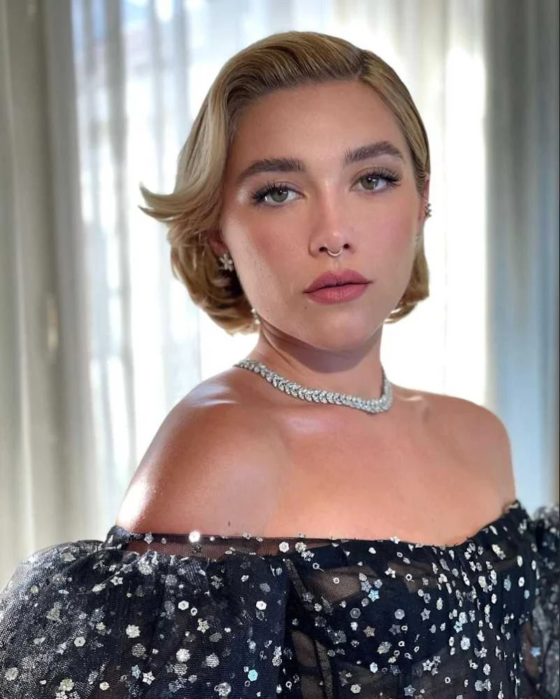 Florence Pugh hot Hollywood actress