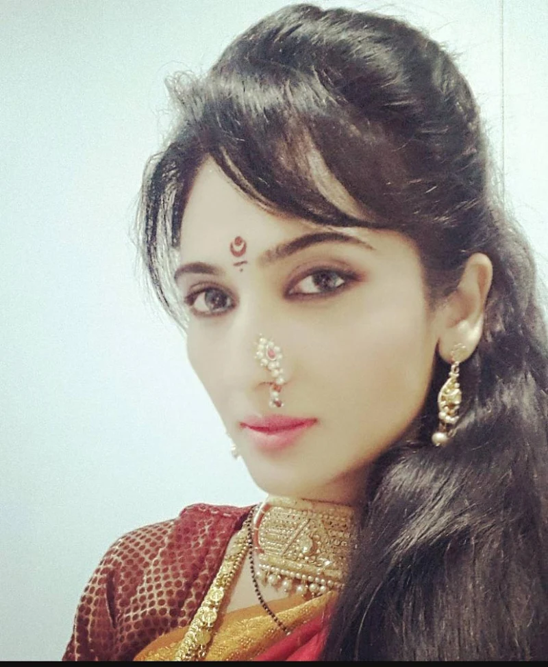 Gauri Singh saree crime patrol actress