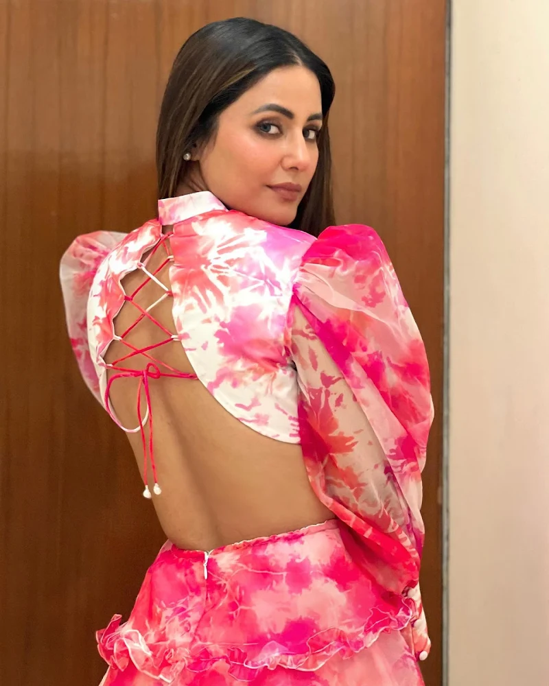 Hina Khan backless pink short dress