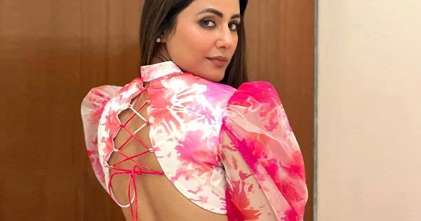 Hina Khan flaunts her sexy back in this pink and white floral printed outfit – see now.