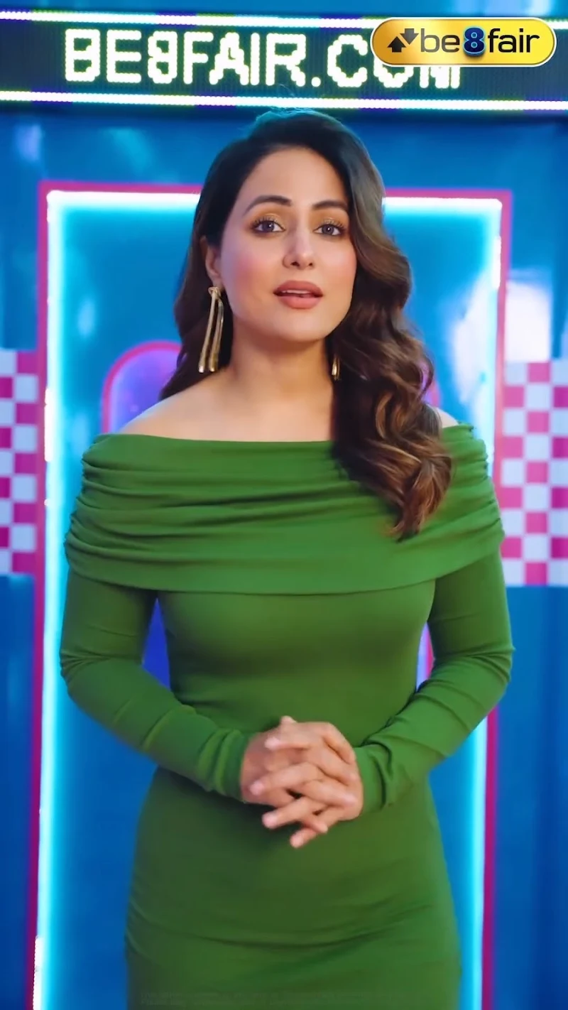 hina khan bodycon green dress sexy body