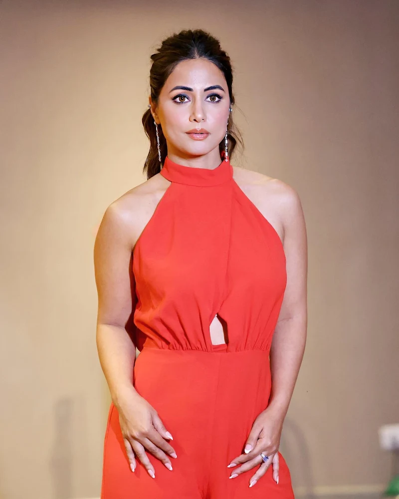 Hina Khan red jumpsuit stylish hot look