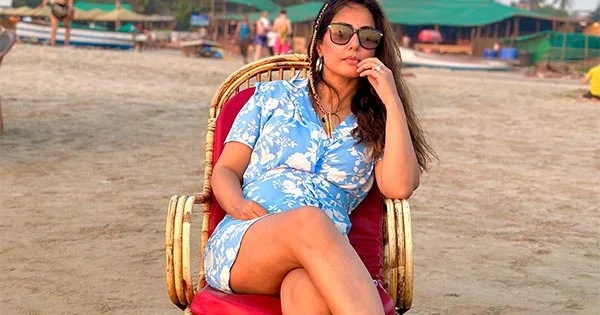 Hina Khan’s sexy legs show in short blue outfit at Goa beach – see pics.