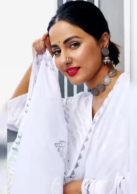 hina khan white hot actress