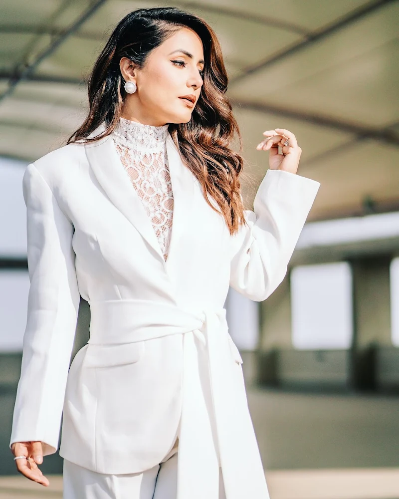 hina khan white pantsuit hot actress