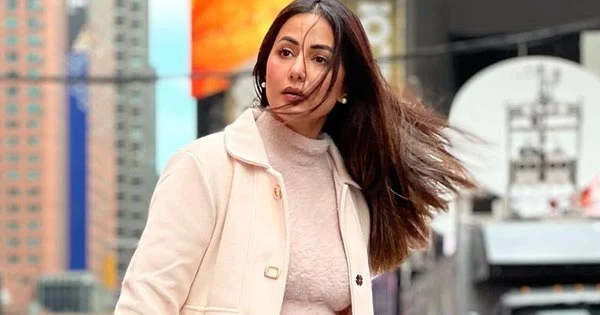 Hina Khan wins fans with her stylish winter look – looks stunning hot.