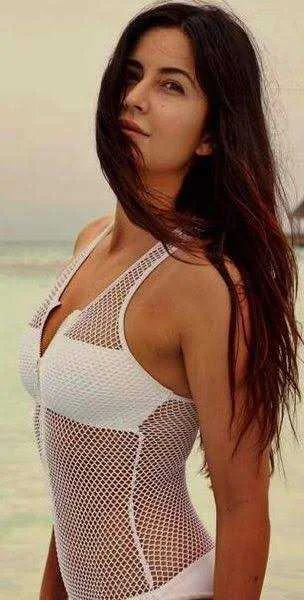 katrina kaif white swimsuit hot actress