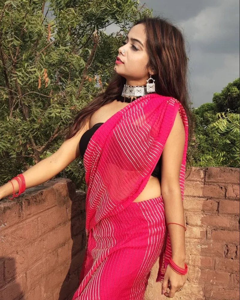 Manisha Rani saree hot bigg boss ott