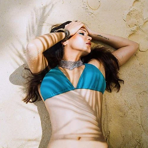 Megha Gupta green bikini sexy body bold tv actress