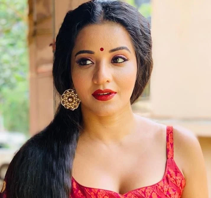 monalisa bindi indian tv actress