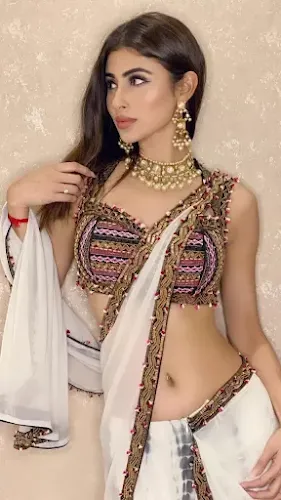 Mouni Roy navel low waist saree indian actress