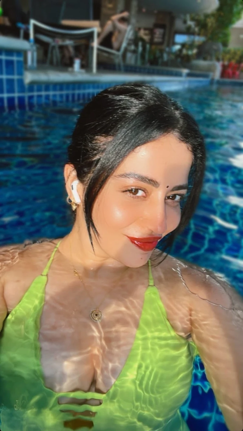 nehha pendse swimsuit cleavage actress curvy tv