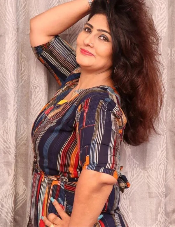 Pihu Jaiswal hot web series pooja sinha